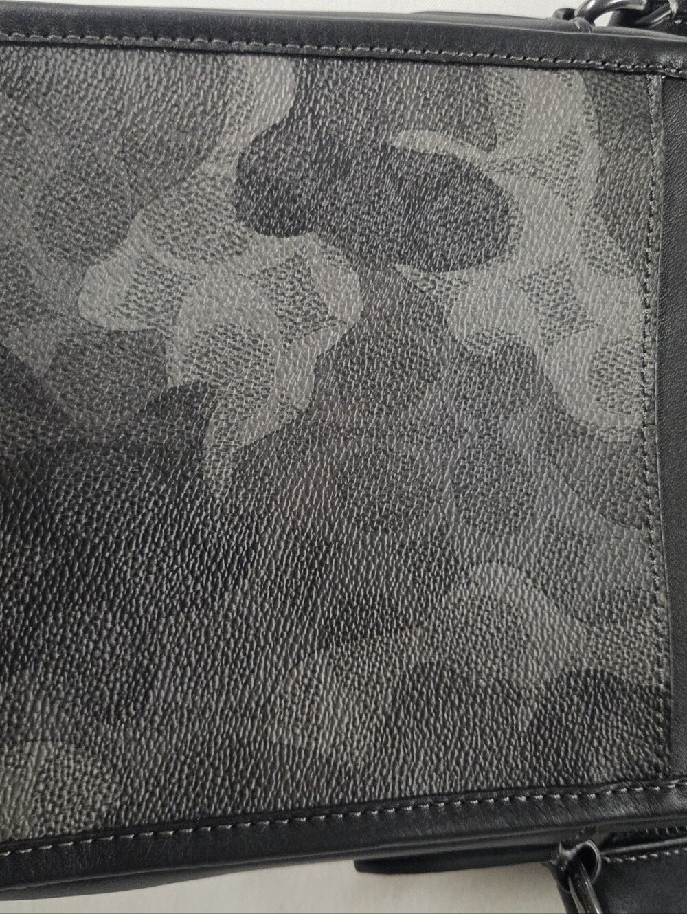 Coach Women's Signature Camo Crossbody in Black and Gray